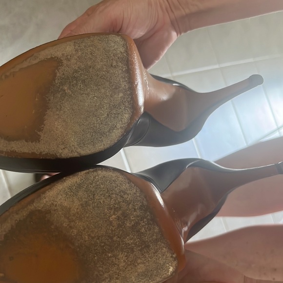 Gucci, black platform , heels, European size - Picture 2 of 4